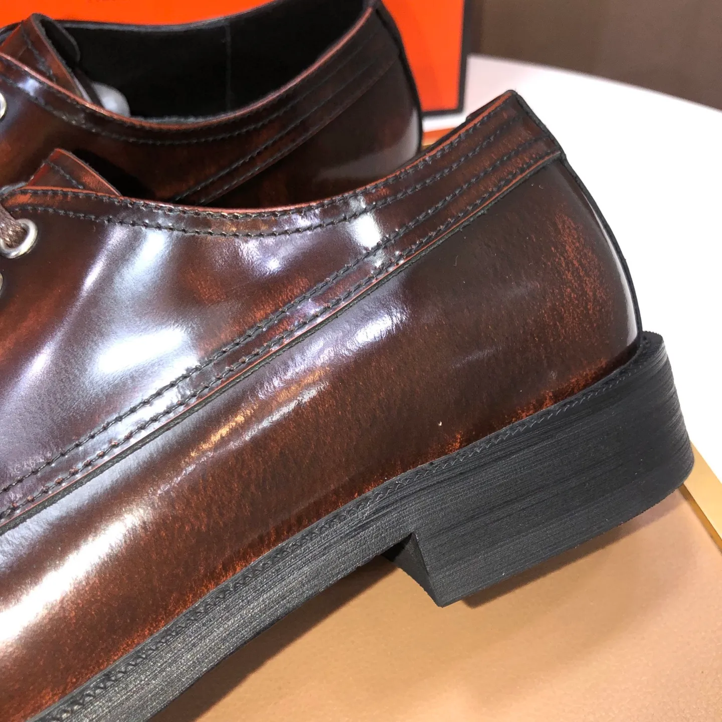 Men's Men's Shoes💰540💰[HERMES] (cowhide lining)🍀Italian top luxury🍀He does not pursue novel styles and gorgeous colors, but attracts the favor of successful men with his flawless, elegant and classic style. Formal leather shoes This very comfortable, simple and stable style allows you to easily match any style! The pattern is absolutely 1:1 refined from the original case, and we strive for excellence in materials, imported cowhide + cowhide lining💪💪💪extraordinary texture👍! .Code number: 39-45 (45 customized)
